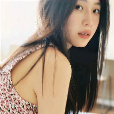 纯真小镇的夫人